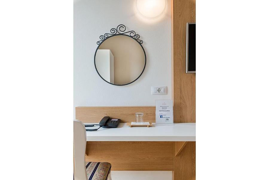 Hotel Dvorec Tolmin Ngoại thất bức ảnh
