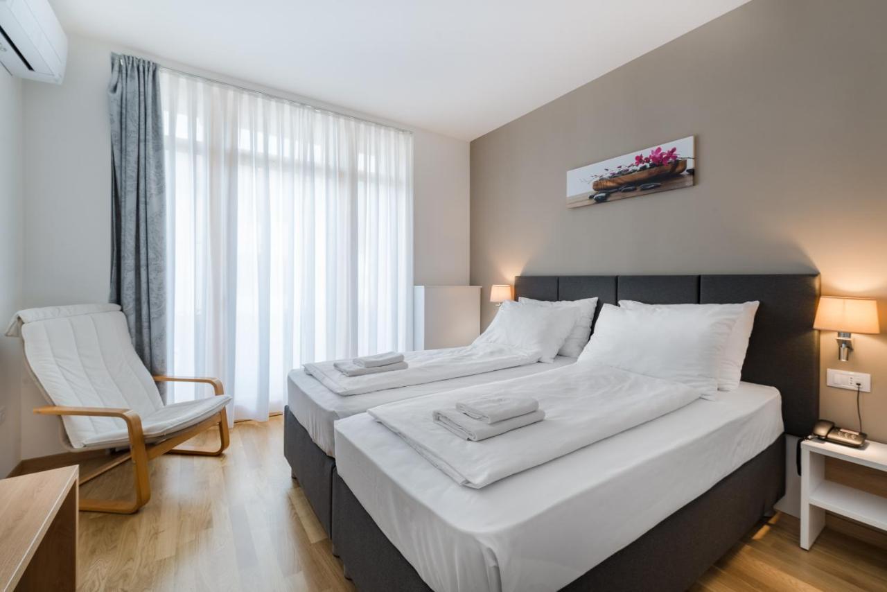 Hotel Dvorec Tolmin Ngoại thất bức ảnh